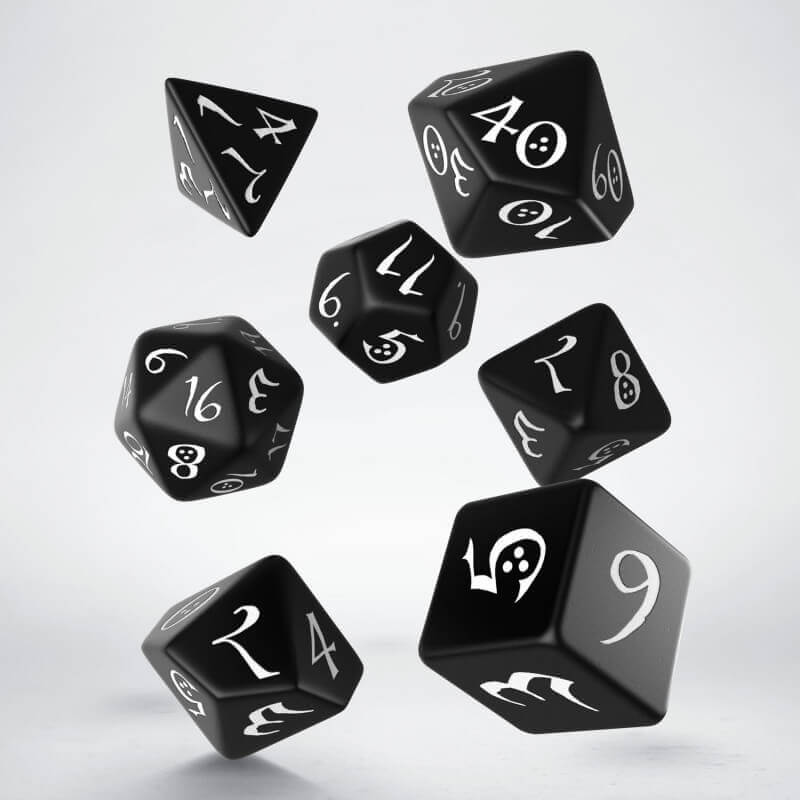 Q Workshop Classic RPG sada kostek 7 černobílá