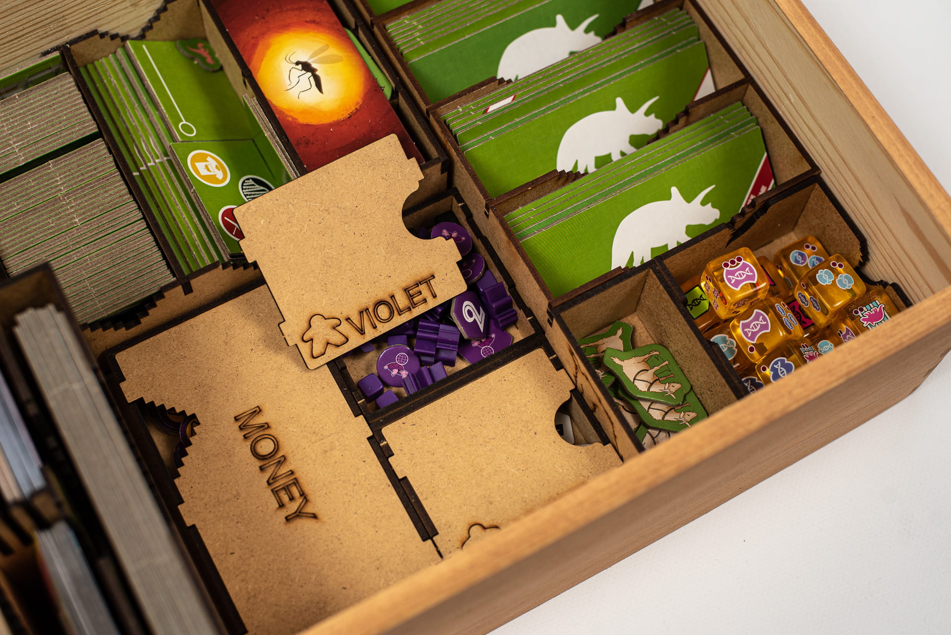 Geek Mod Skříň Ostrov dinosaurů truhla Dino