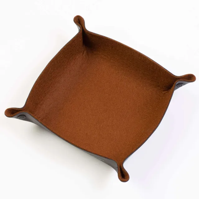 All Rolled Up Felt dice tray plstěný hnědý