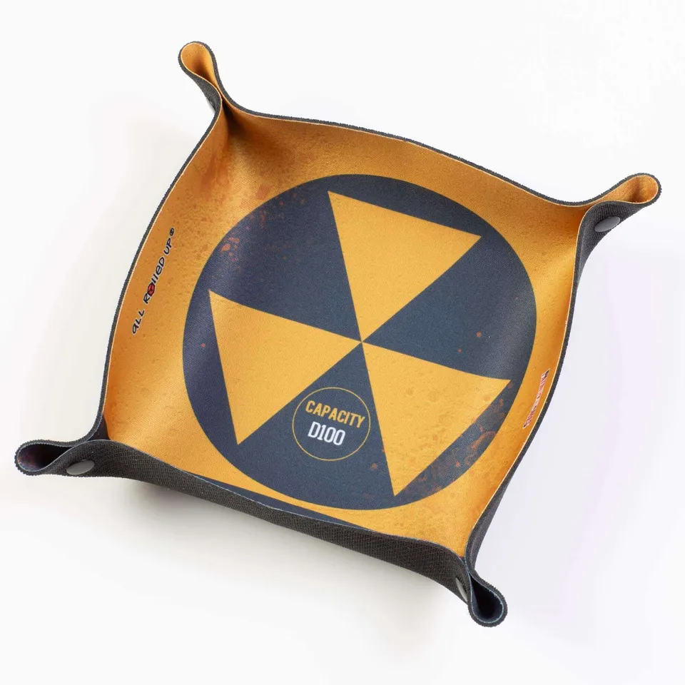All Rolled Up Fallout Shelter kostková miska neoprenová