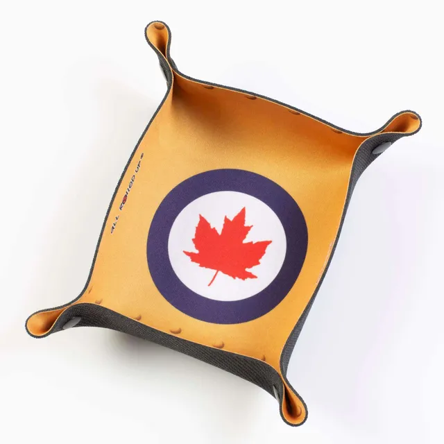 All Rolled Up WW2 Canada skládací tác na kostky