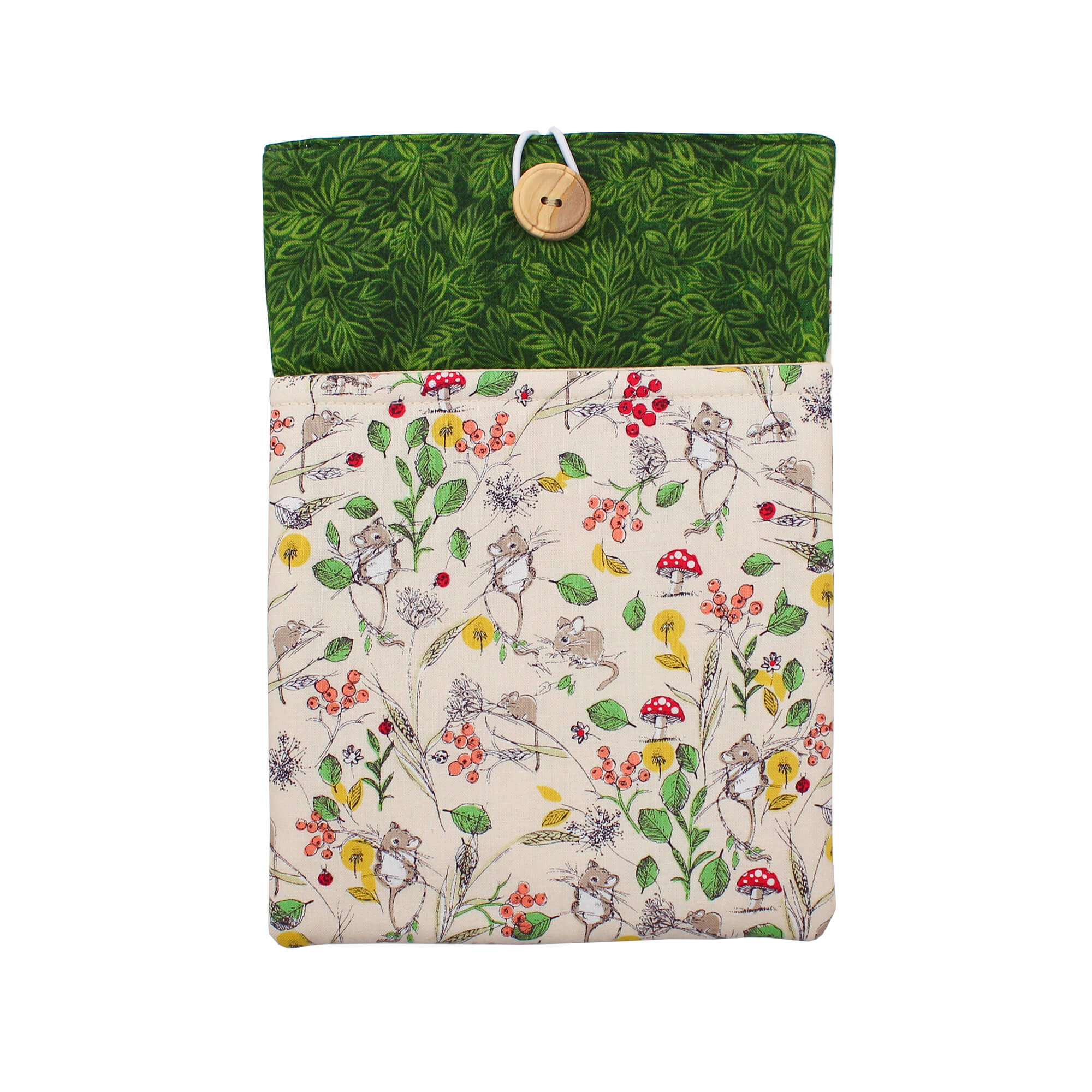 All Rolled Up Field Mouse obal na knihu a tablet