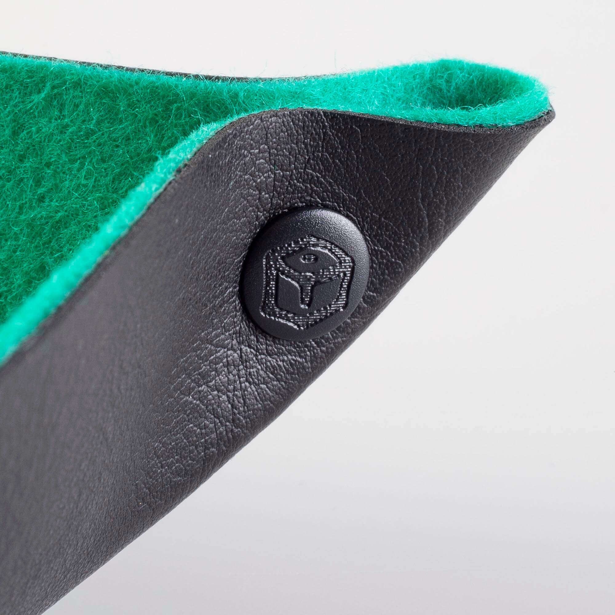 All Rolled Up Felt dice tray plstěný hnědý