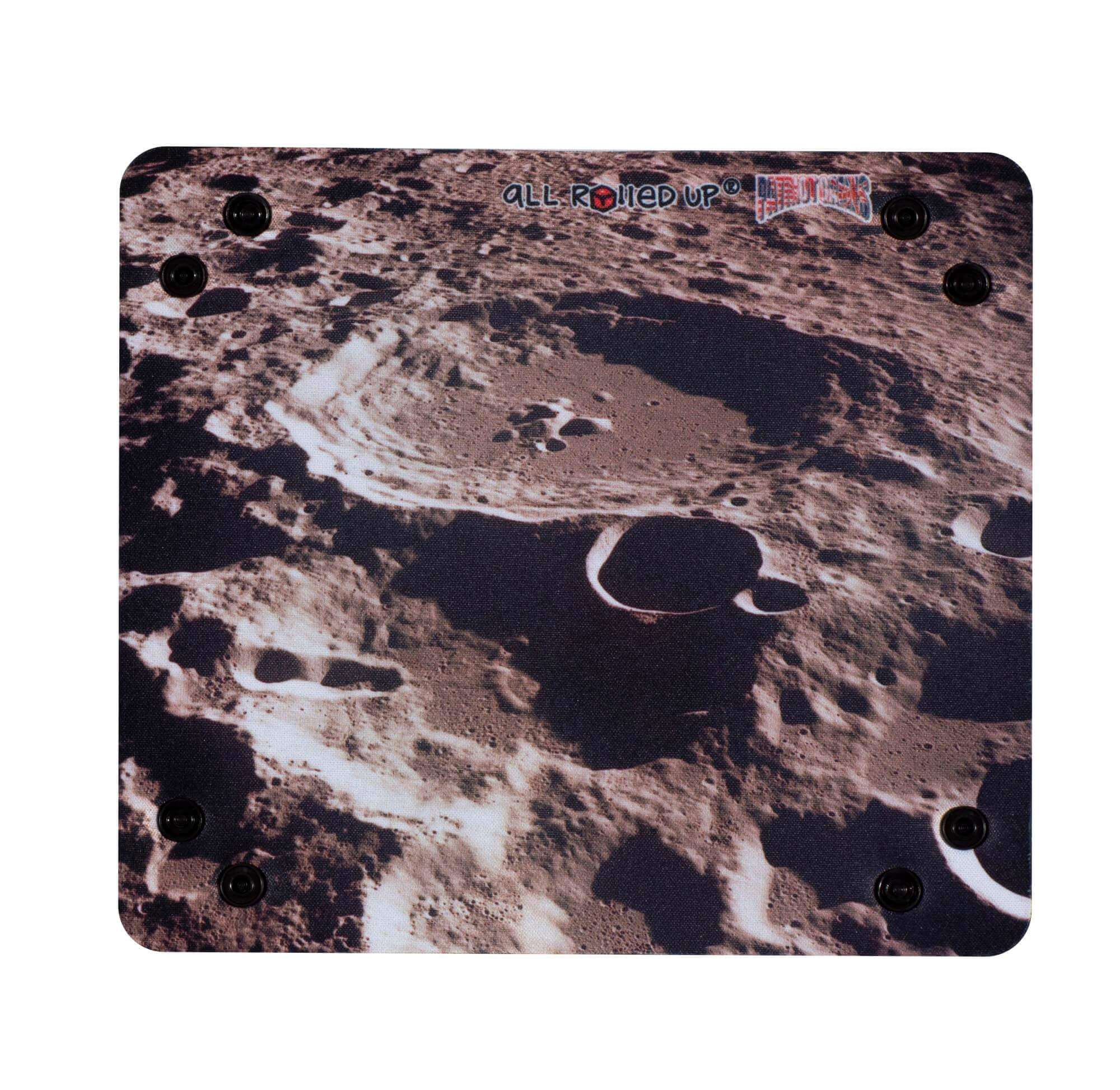 All Rolled Up Lunar Sepia skládací neoprenový dice tray