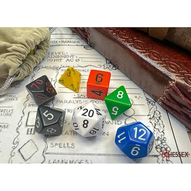 Chessex Opaque sada 7 kostek GM Beginner