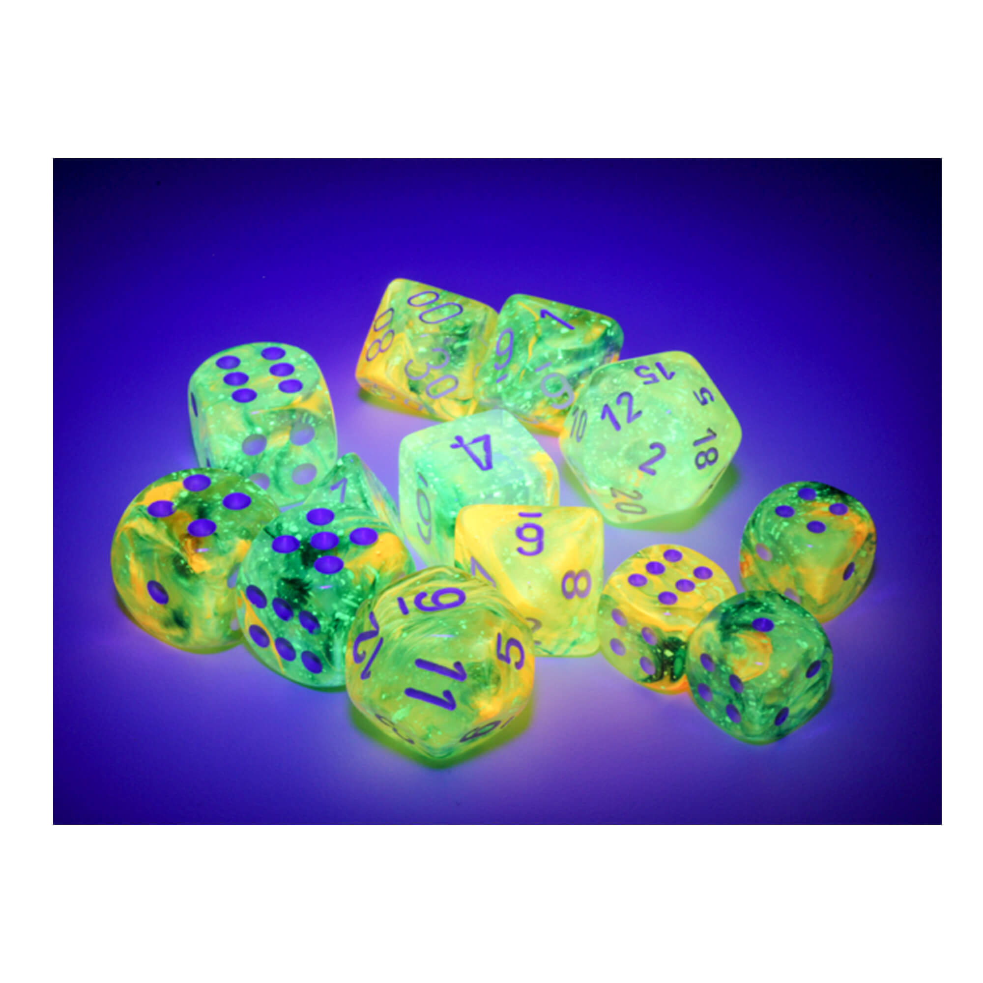 Chessex Nebula Spring 36x D6 12mm kostky svítící