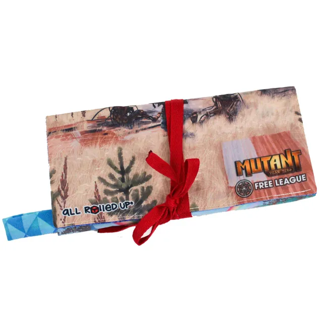 All Rolled Up Rainbow Mutant Year Zero vak na kostky