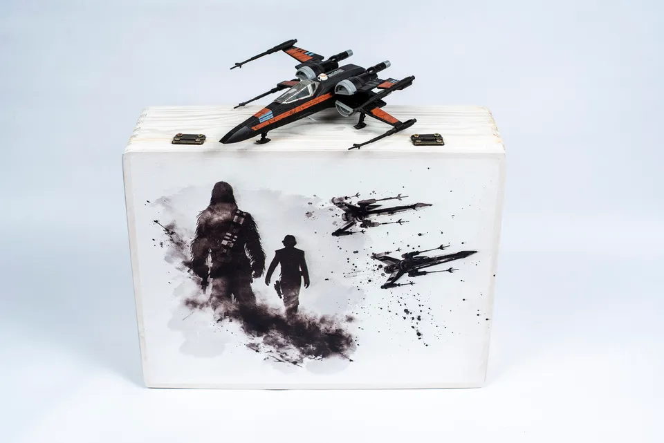 Geek Mod Star Wars bedna na karty bílá 1400 ks