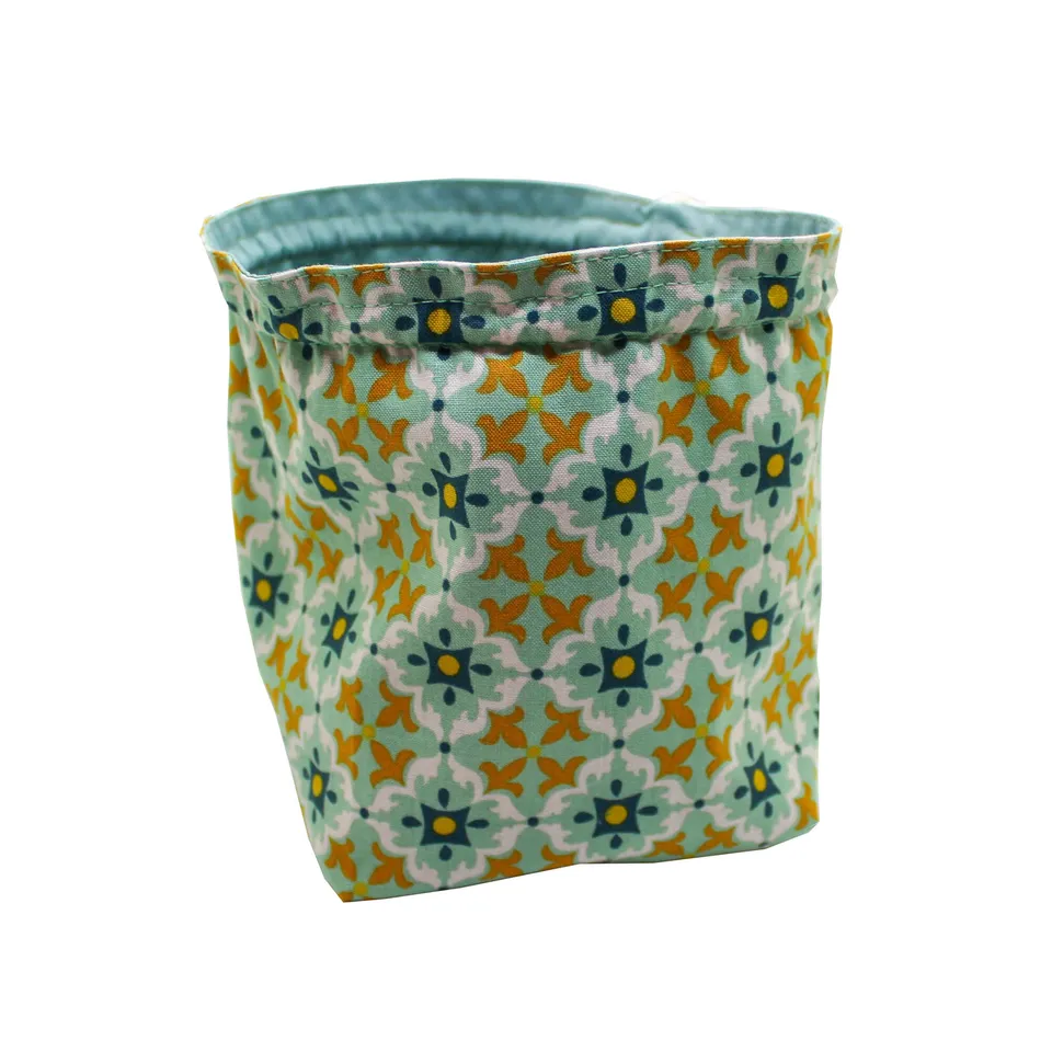 All Rolled Up ARU of Holding Azulejo Green pytlík na kostky
