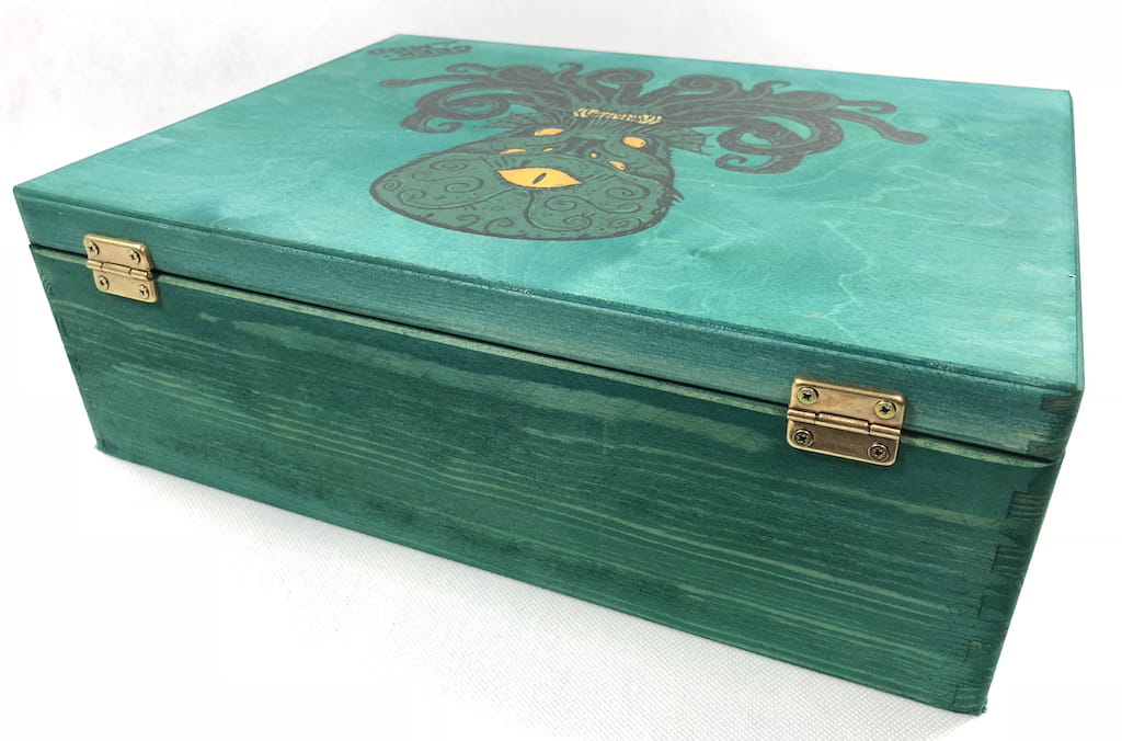 Geek Mod Arkham Horror truhla na karty zelená