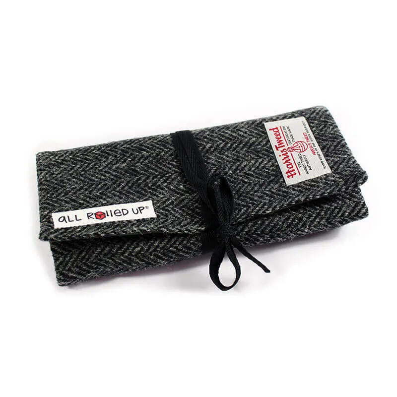 All Rolled Up Fink Nottle rolovací vak na kostky Harris Tweed