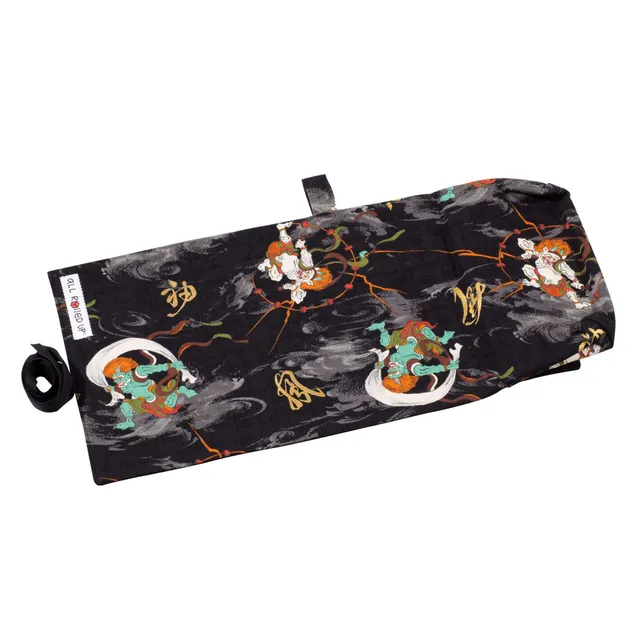 All Rolled Up Curse of the Oni rolka vak na kostky 100+ ks
